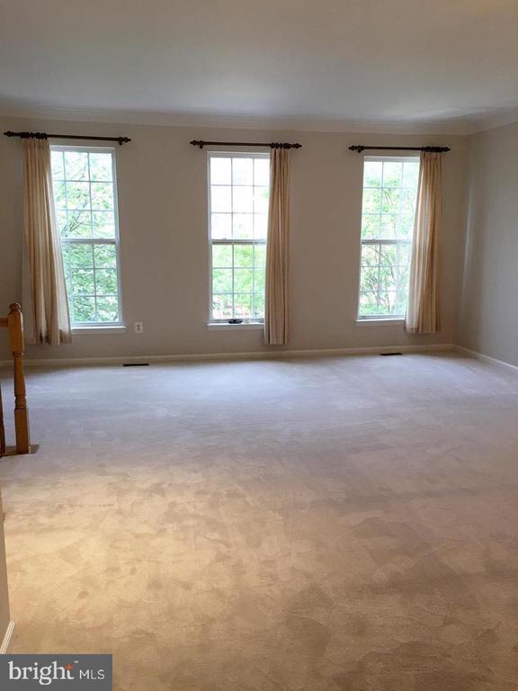 property at 6264 Shackelford Terrace