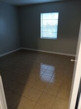 4932 4th St in Zephyrhills, FL - Building Photo - Building Photo