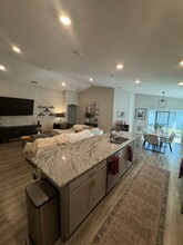 504 Enaya St in St. Cloud, FL - Building Photo - Building Photo