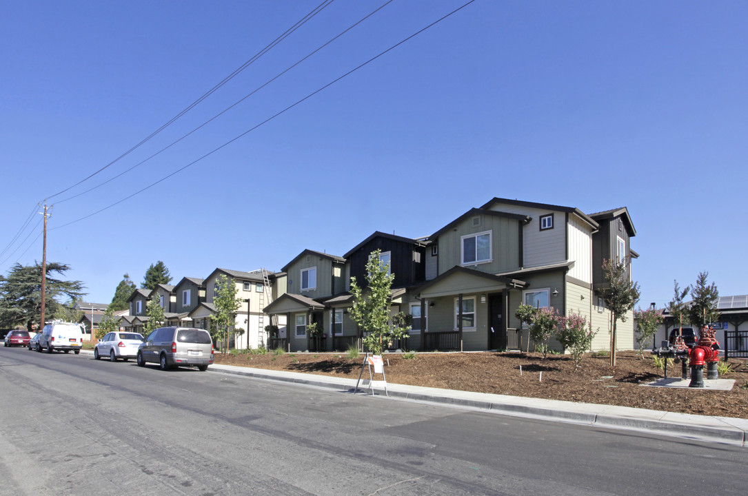 Schapiro Knolls in Watsonville, CA - Building Photo