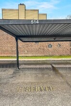 2542 Babcock Rd in San Antonio, TX - Building Photo - Building Photo
