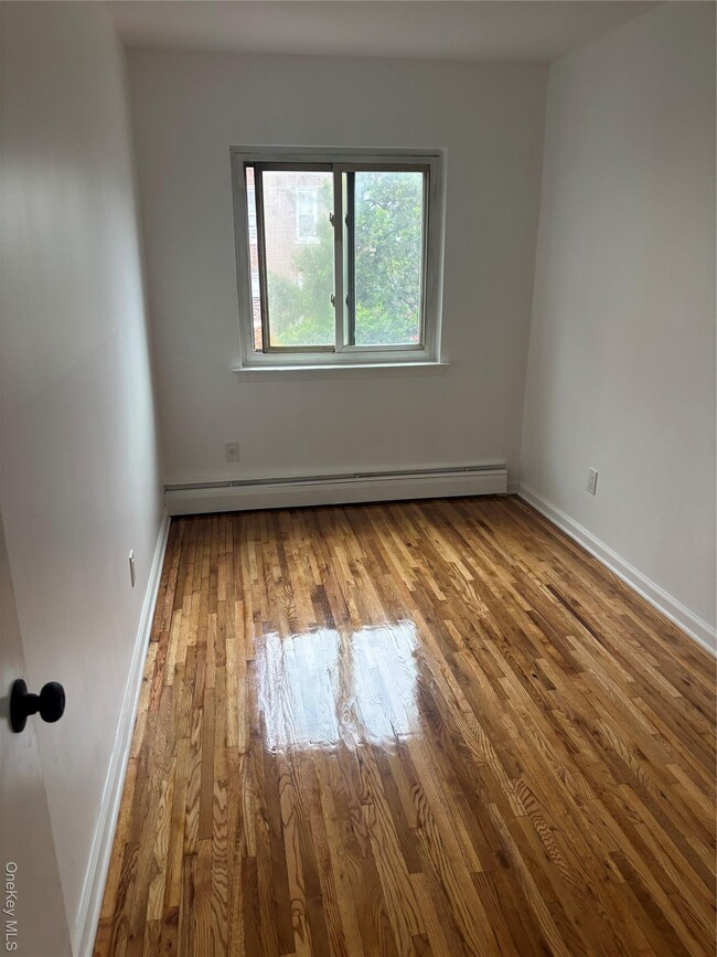 654 Hegeman Ave in Brooklyn, NY - Building Photo - Building Photo