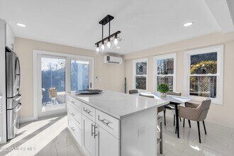 814 Dunlewy St in Asbury Park, NJ - Building Photo - Building Photo