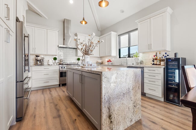 property at 2202 Felton Ln