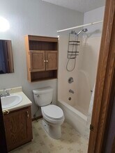 519 Green St in Lebanon, MO - Foto de edificio - Building Photo