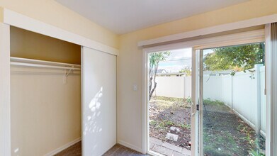 15495 Marty Dr in Glen Ellen, CA - Building Photo - Building Photo