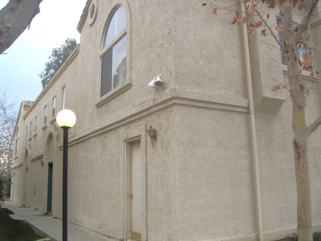 property at 2538 Sundial Dr