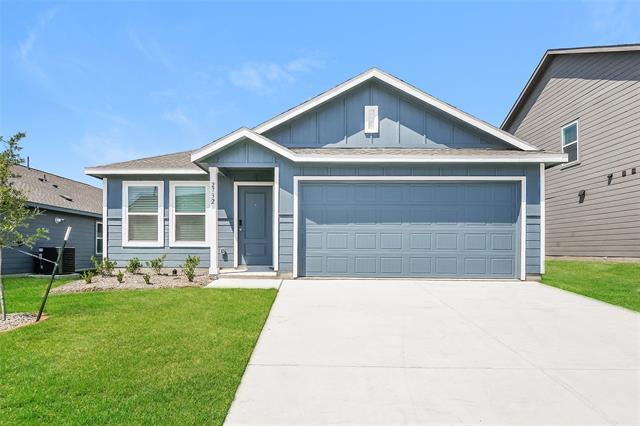 2732 Mistwood Dr in Fort Worth, TX - Building Photo