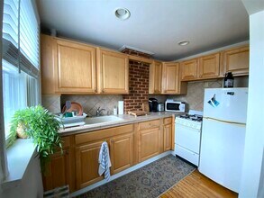 647 Garden St in Hoboken, NJ - Building Photo - Building Photo