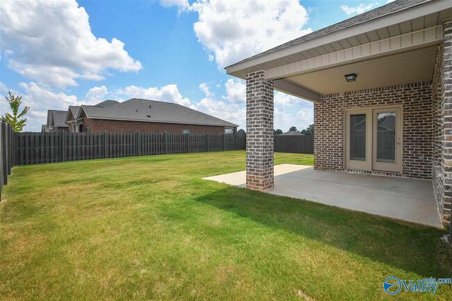 172 Grey Fawn Trail in Madison, AL - Building Photo - Building Photo