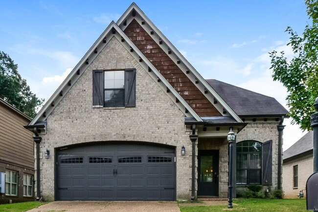 property at 450 Garden Springs Dr