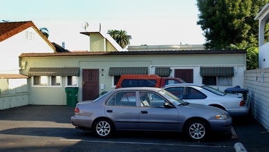 253 N Glassell St in Orange, CA - Building Photo - Building Photo