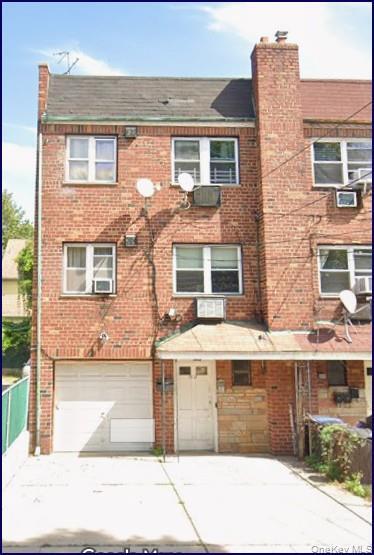 38-21 149th Pl in Queens, NY - Building Photo