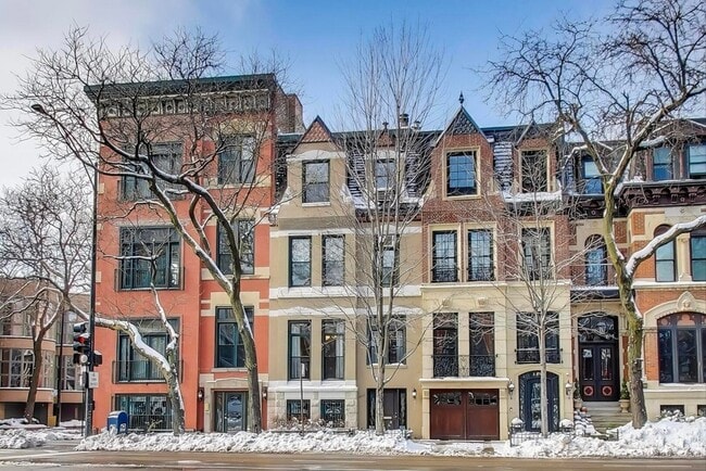 1402 N La Salle Dr, Unit 1N in Chicago, IL - Foto de edificio - Building Photo