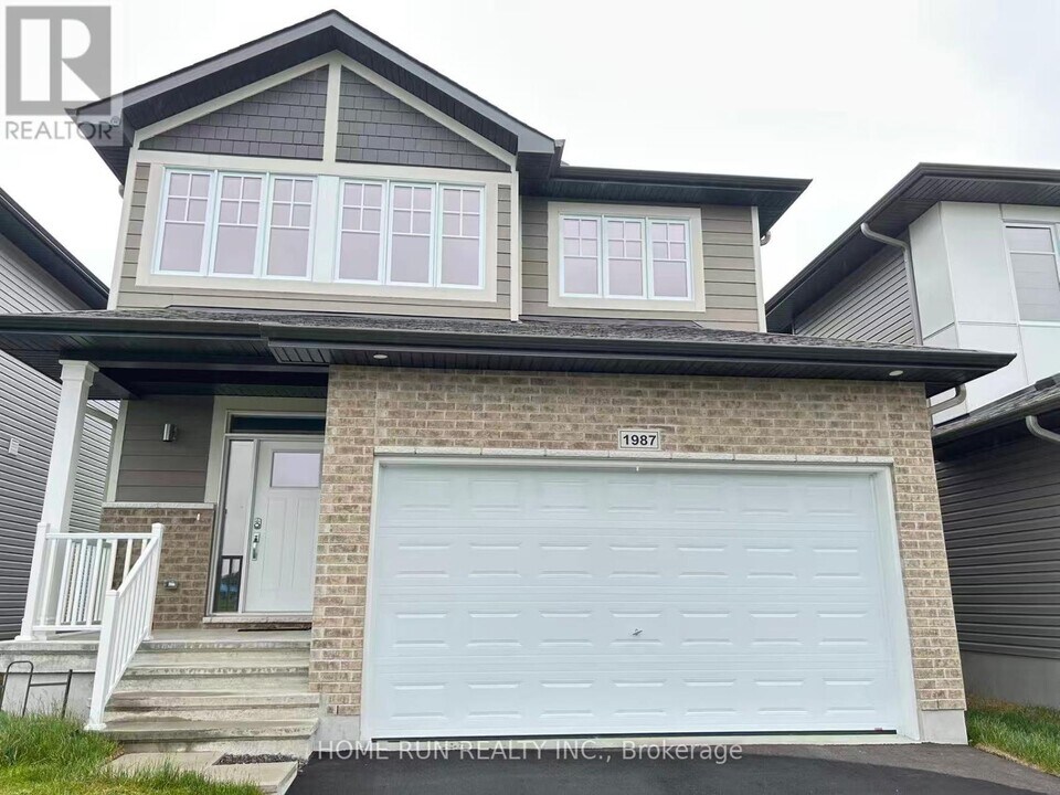 1987 Acoustic Wy in Ottawa, ON - Building Photo
