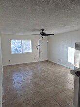 11962 Sage St, Unit A in Adelanto, CA - Foto de edificio - Building Photo
