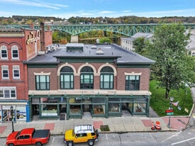 341 Water St in Augusta, ME - Building Photo