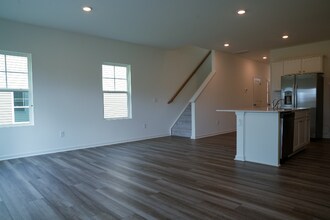 878 Pilot St in Haw River, NC - Building Photo - Building Photo