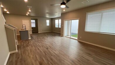 825 Blossom Ln in Argyle, TX - Building Photo - Building Photo