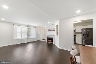 4402 Aberdeen Ln in Blackwood, NJ - Building Photo - Building Photo