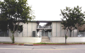 2460 N Eastern Ave Apartments