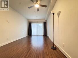 7727 Royal Oak Ave in Burnaby, BC - Building Photo