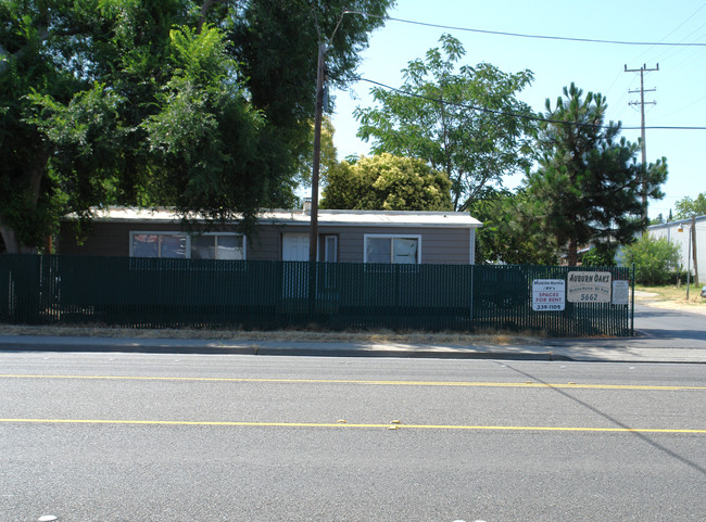 Auburn Oaks Mobile Home Park in Sacramento, CA - Building Photo - Building Photo