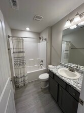14604 Canal Lp in Gulfport, MS - Building Photo - Building Photo