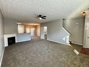 4249 High Park Ln in East Point, GA - Building Photo - Building Photo