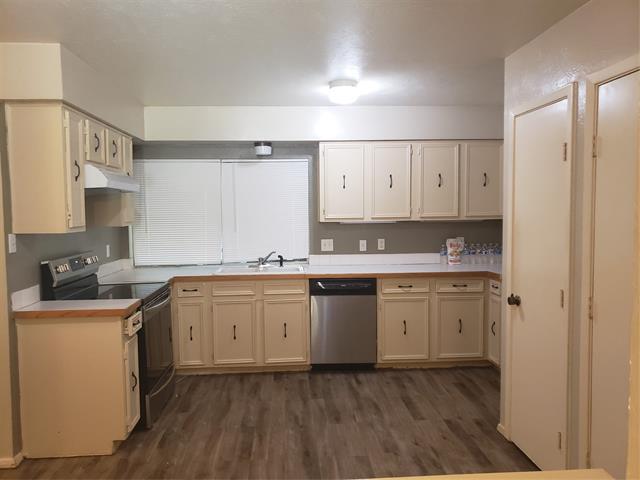 1004 Mill Run Dr in Allen, TX - Building Photo