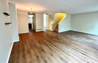 2835 Barclay Way in Ann Arbor, MI - Building Photo - Building Photo