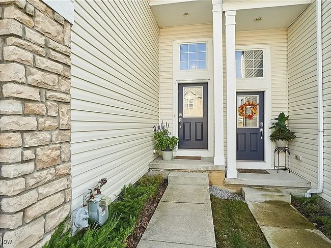 4042 Gardiner Run in Akron, OH - Building Photo - Building Photo