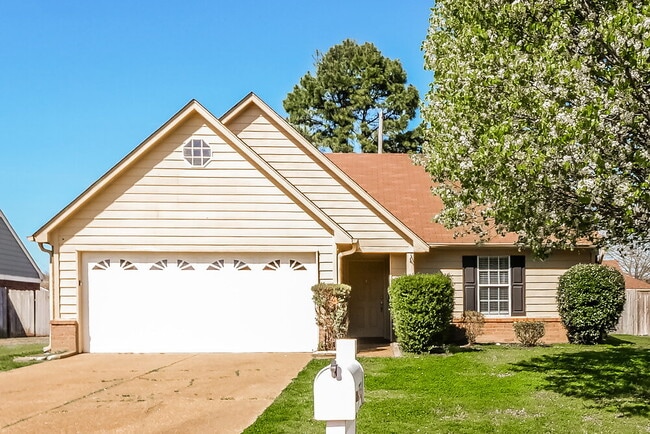 property at 7550 Roundleaf Dr