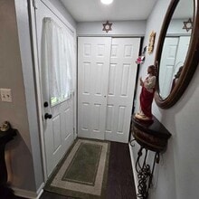 3023 Wakefield Dr, Unit # H in Carpentersville, IL - Building Photo - Building Photo