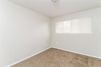 103 Sherry Ct in Weatherford, TX - Building Photo - Building Photo