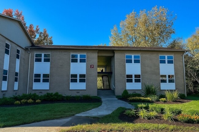 204 S Clydeton Rd in Waverly, TN - Building Photo - Building Photo