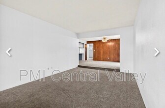 3106 W Swain Rd in Stockton, CA - Building Photo - Building Photo