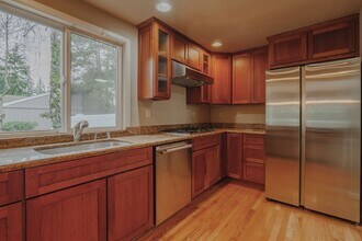 31830 32nd Pl SW in Federal Way, WA - Building Photo - Building Photo