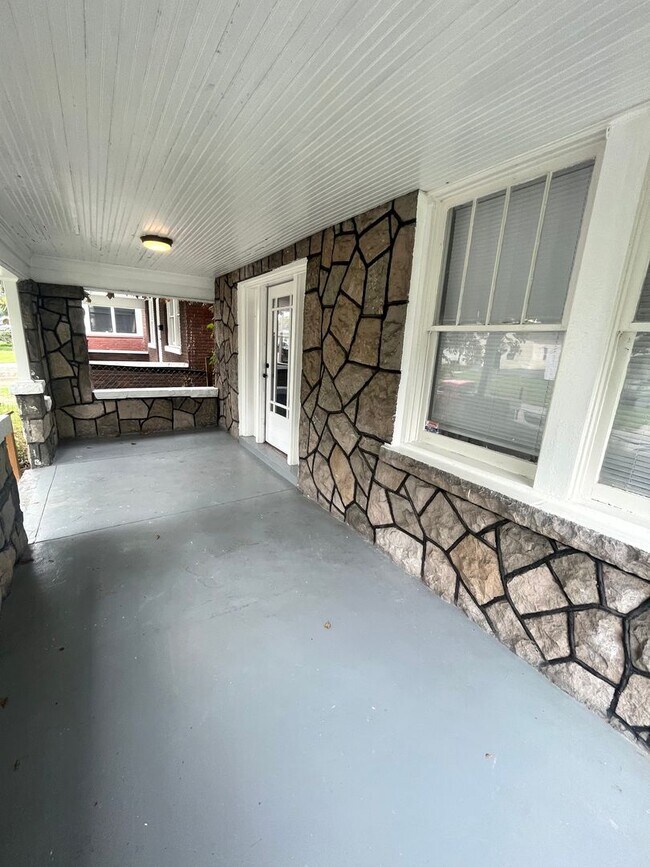 4225 Fordson Way in Louisville, KY - Building Photo - Building Photo