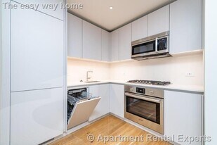 123 Highland Ave in Somerville, MA - Building Photo
