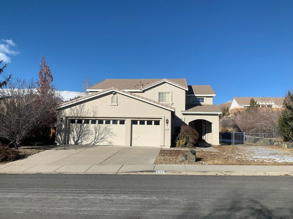 7117 Heatherwood Dr in Reno, NV - Building Photo