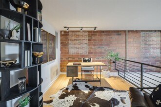 1213 N Harvey Ave in Oklahoma City, OK - Foto de edificio - Building Photo