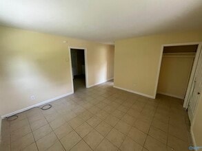 3831 Crane Dr NE in Huntsville, AL - Building Photo - Building Photo