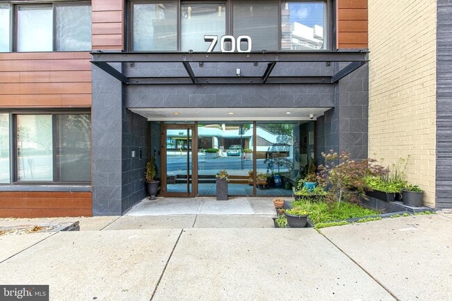 property at 700 Roeder Rd