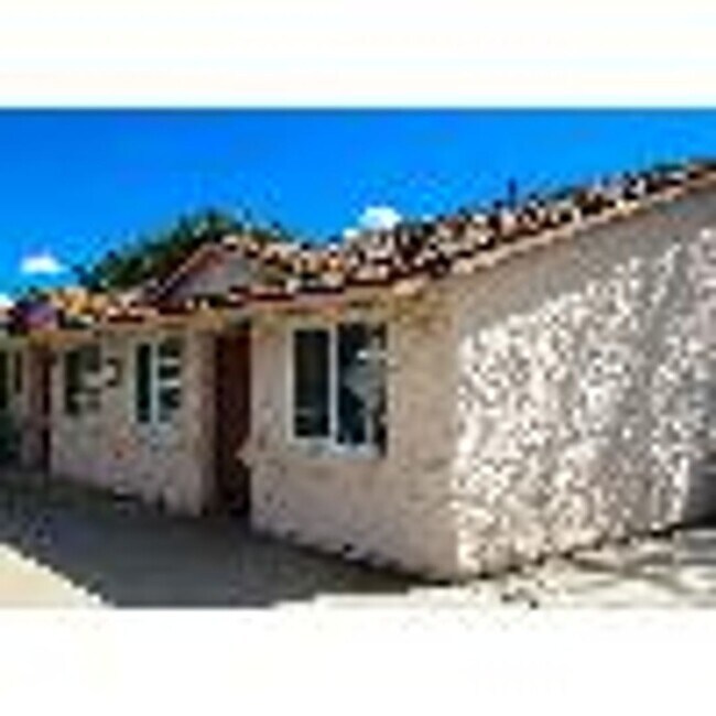 8100 E Lakeshore Dr in Prescott Valley, AZ - Building Photo - Building Photo