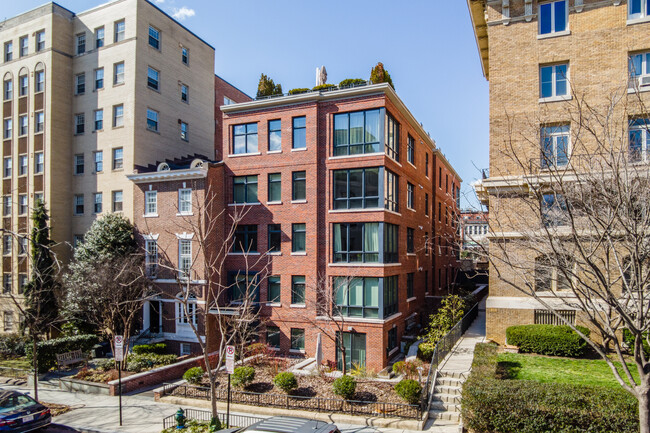 The Calistoga Condominium in Washington, DC - Building Photo - Primary Photo