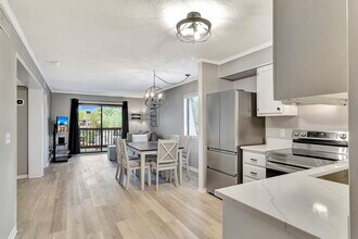 40 Folly Field Rd, Unit G21 in Hilton Head Island, SC - Building Photo - Building Photo