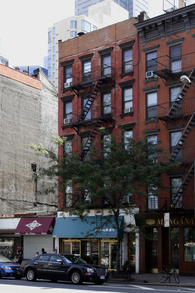 496 9th Ave in New York, NY - Foto de edificio - Building Photo