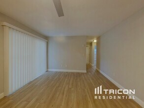 767 Forest Glen Ct in Maitland, FL - Foto de edificio - Building Photo