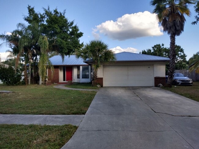 property at 1649 Georgetowne Blvd
